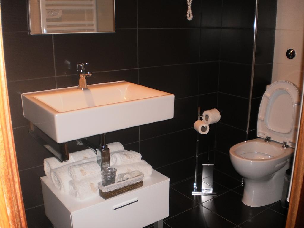 Hotel Santa Apolonia ブラガンサ 部屋 写真